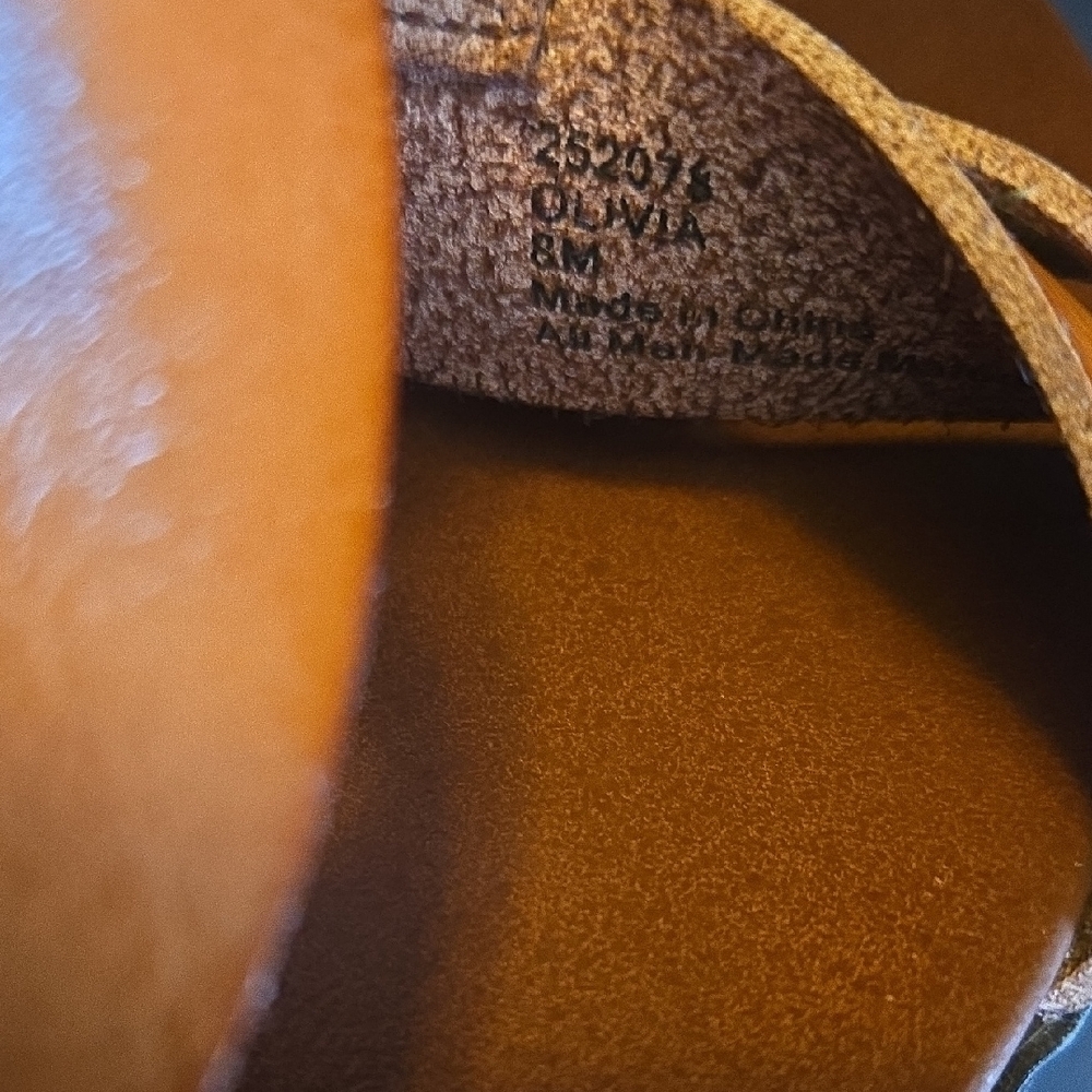 Chic Tan Leather Sandals - image 6